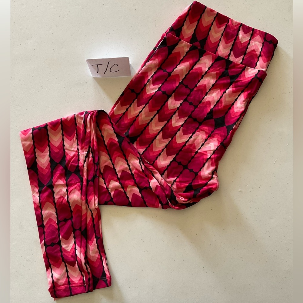 ❤️LuLaRoe Holiday Collection T/C Leggings